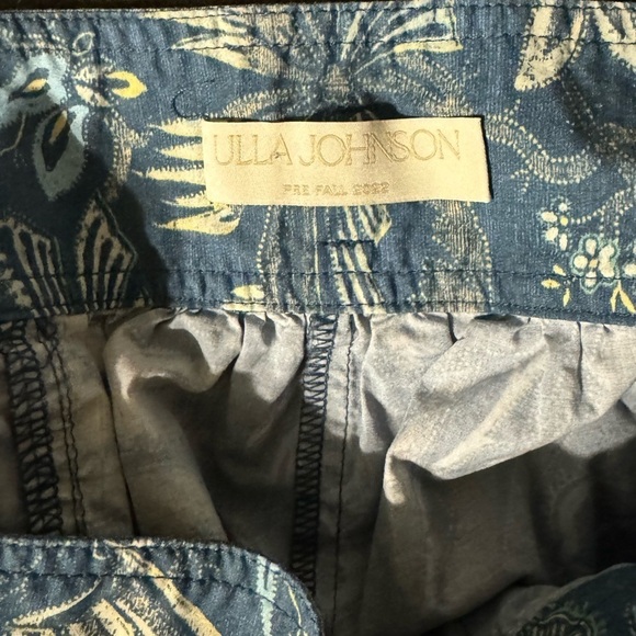Ulla Johnson- Anela shorts- blue - floral print- high waisted- side zip closure - Picture 8 of 8